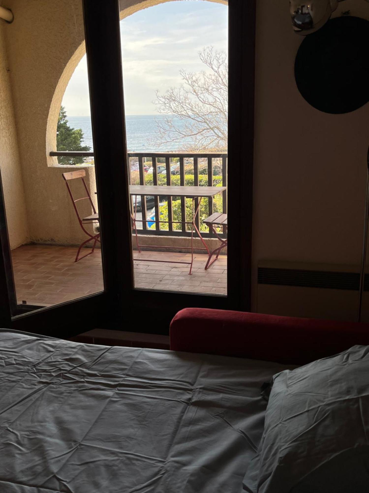 Appartement Studio Lumineux, Avec Vue Mer - Conciergerie Regnier - à Sausset-les-Pins Extérieur photo